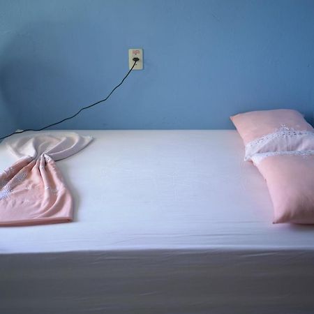 Porto Hostel Порту-Сегуру Экстерьер фото